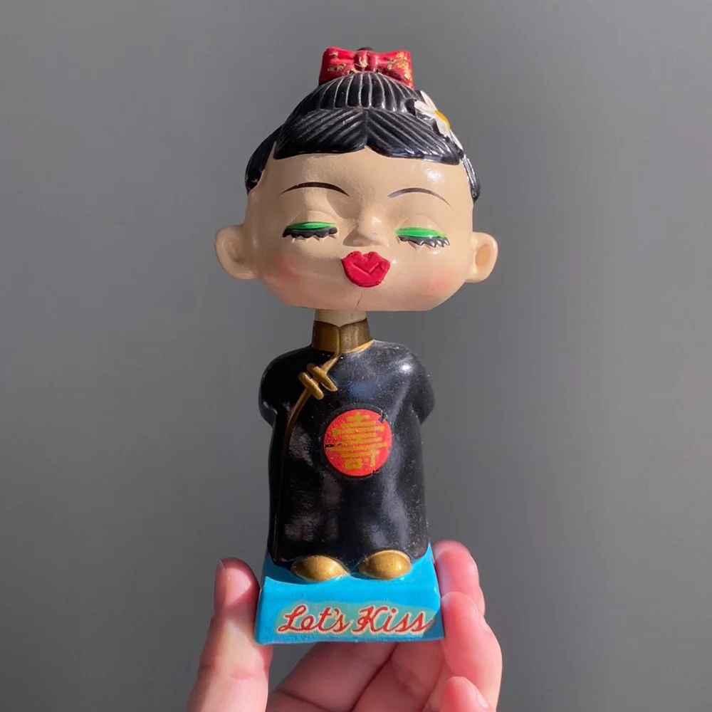 3/$30 🌟 VTG lovely Asian bobblehead and piggy bank figurine - Picture 1 of 8
